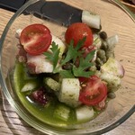 スラッシュカフェアンドバー 川崎 - 取り分け前のマリネ