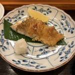 赤吉 - 真鯛の鱗焼き 青レモン 大根おろし