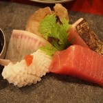 Genji[源氏] - おすすめ源氏弁当①（お造り盛り合わせ）