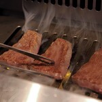 Yakiniku Ushigoro Ginza Namikidori Ten