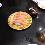 廻る富山湾 すし玉 富山駅店 - 