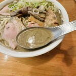 中華そば ひらこ屋 - 【にぼダク＝スープ】