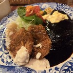 グリル タネダ - 黒っ～いハンバーグソースうまいのよ