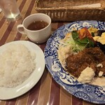 グリル タネダ - サービスランチ