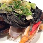 スペッロ - イカスミのタリアテッレ