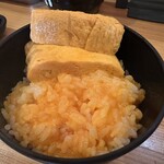 手打ちうどん ヤマエ - 濃い黄身です