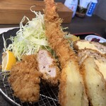 とんかつの喜多蔵  - ちょいアップ