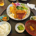 食樂 縁 - ミックスフライ定食