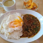 ジェヴァン - ガパオライス