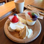 262153501 - ケーキプレートA(400円)