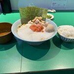 家系ラーメン 加藤商店 - 