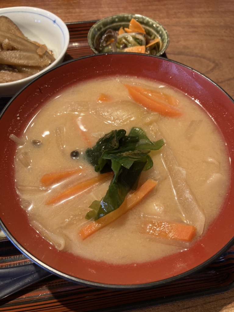ちいやん 牛煮炊きとおばんざいちいやん【肥後橋/和食/居酒屋