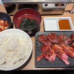 蒲田焼肉 東京BeeN - 