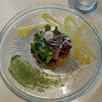 TEIEN Restaurant comodo - 前菜
                    生ハムと夏野菜のカポナータ クスクスのサラダ仕立て 柑橘ヴィネグレット