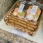 つちや - 煎餅が安い！　※手土産用に、買ってみた
