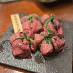 大阪焼肉 うしとみ - 