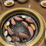 焼肉 鶯谷園 - 焼き焼き