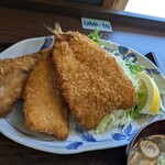 魚津丸食堂 - アジフライ最高！