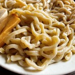 麺屋　たか - 平打ち超太麺、特製麺、全粒粉麺の太麺3種類合盛り！