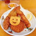 どすこい力士食堂 - ミックスフライ