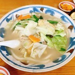 どすこい力士食堂 - 小田原ちゃんこうどん