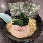 らーめん家 せんだい - 豚骨醤油（太麺）