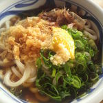 うどんYA - ぶっ掛け大を注文、大盛りは後でもう一杯出しますとの事。