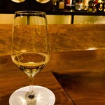 カーヴ - 国産ブレンデッドウィスキー右田をストレートで味見♬