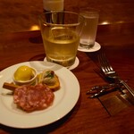 カーヴ - Gモーレンズィーと本日のアミューズ