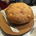 Trattoria Marrone - フォカッチャ