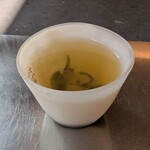 VERTはなれ - 萎凋釜炒り茶 華菜（みなみさやか）　2煎目（90度）