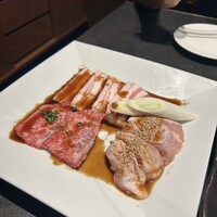 和牛とワイン 焼肉きゅうこん - 