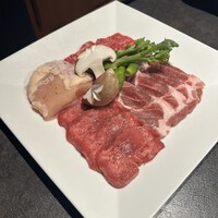 和牛とワイン 焼肉きゅうこん - 