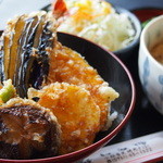 Otafuku - Aランチ海老と野菜天丼セット　８８０円