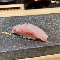 銀座 京都 鮨まつもと - ブリ？