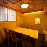 焼鳥と水炊き 櫛田 - ４名様～６名様のお部屋です