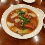 262204204 - 炒排骨年糯：骨つき豚肉と上海もち炒め