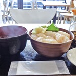 お魚いちば おかせい - ほたて丼