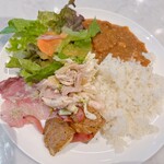 Lien Toranomon Hills - カレー、バターライス、前菜、サラダバー