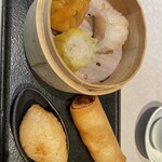 中国飯店 富麗華 - 飲茶5種　海老蒸し餃子、海老揚げ春巻き、ホタテ焼売、ピロシキ、4種のきのこ餃子