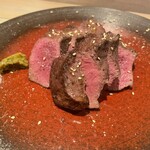 炭火肉焼き倉庫　CONOYOSHI - 道産和牛ハツ　※今日イチで美味しかった！他の方々も絶賛されてましたが確かに美味しい。火入れも完璧で柔らかく、内臓臭さもないです。柚子胡椒がよく合います。