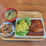 コーヒージャズ カレラ - ハンバーグランチ※通常ご飯付きます