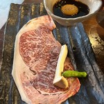 焼肉 肉萬 - 月見ロース