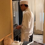 橦木町 しみず - 野々山くん、焼きに関わるようになりました