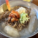 焼肉 肉萬 - 冷麺