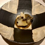 鮨 ひろ海 - 蝦夷鮑肝ソース添え