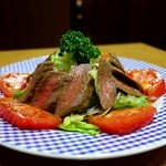 ロマネ - ステーキサラダ