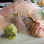 磯八 - かわはぎ刺し