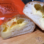 ベーカリー 南 - 「フロマージュ」　２８０円