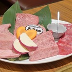 焼肉ダイニング たじまや庵 - 定黒毛和牛Ａ５ランク盛合せ